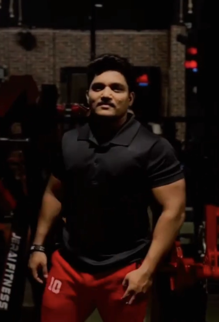 Nilesh Sir, personal trainer at FLEXFIRE gym
